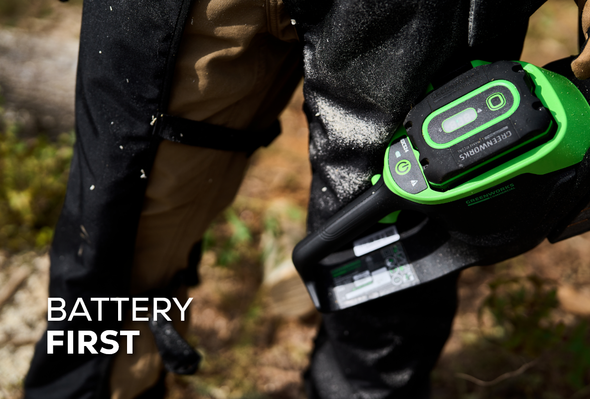 82V 16" 2.4kW Chainsaw with 4Ah Battery and Dual Port Charger | 82CS24-4DP